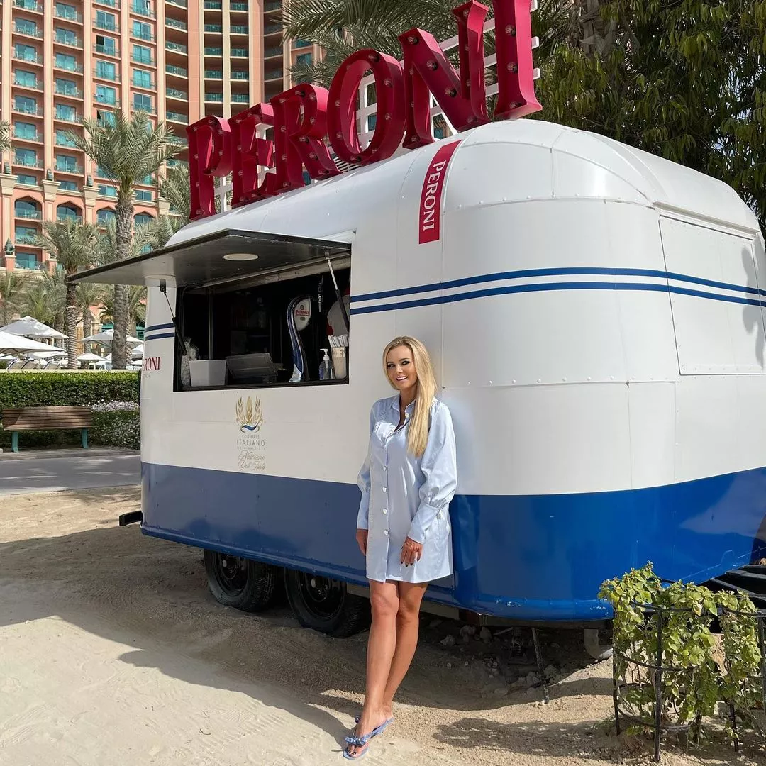 Bardzo gorące zdjęcia Artystki disco polo podbijają sieć! Królowa spędza święta wśród palm!